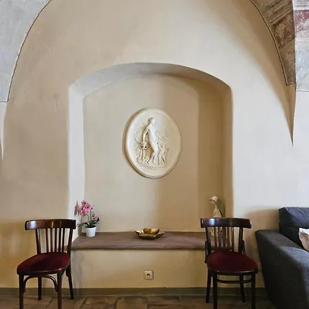 Historic Ah To Tu! Aparthotel Lublin